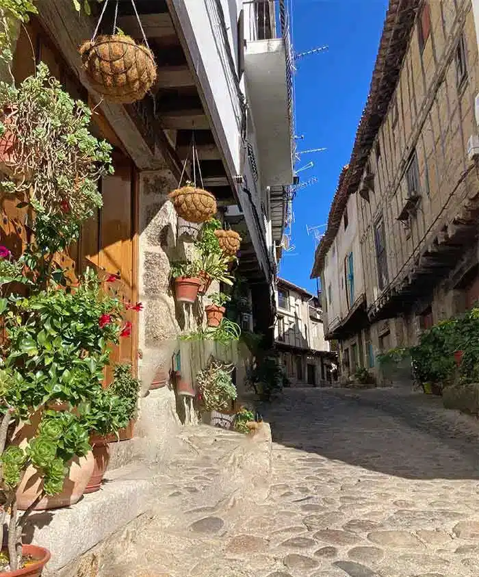 San Martín de Trevejo que ver y hacer en uno de los pueblos más bonitos